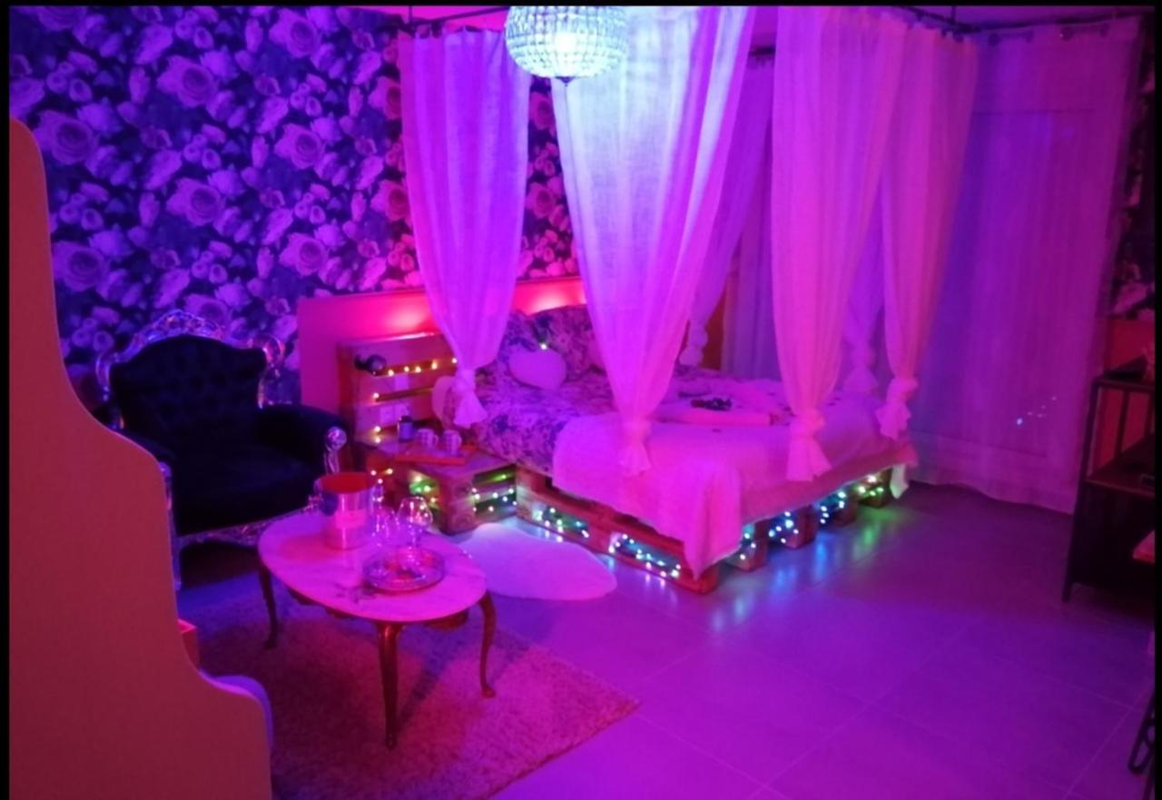 Romantisme Et Glamour 2 Avec Spa , Clim Et Jardin Digione Esterno foto