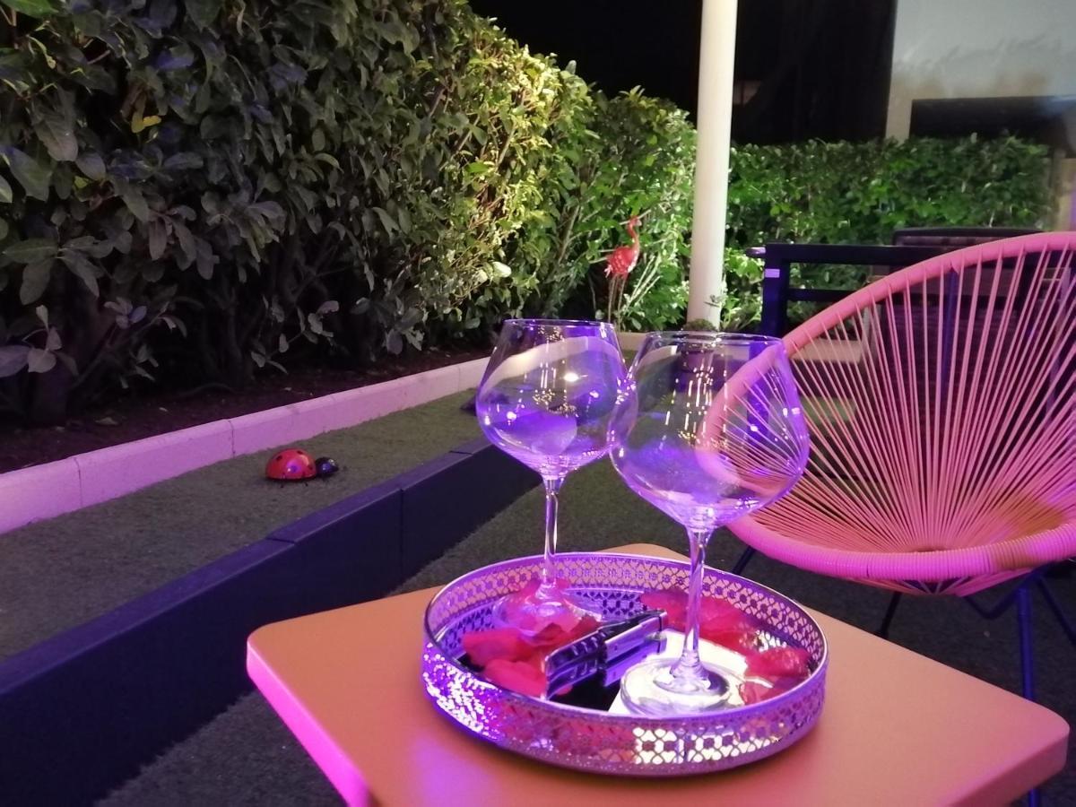 Romantisme Et Glamour 2 Avec Spa , Clim Et Jardin Digione Esterno foto